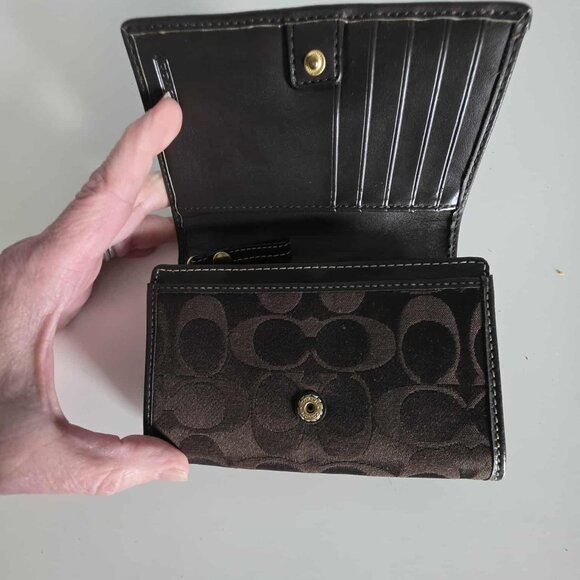 EUC Coach Signature Sateen Striped Leather Wallet - Picture 5 of 8
